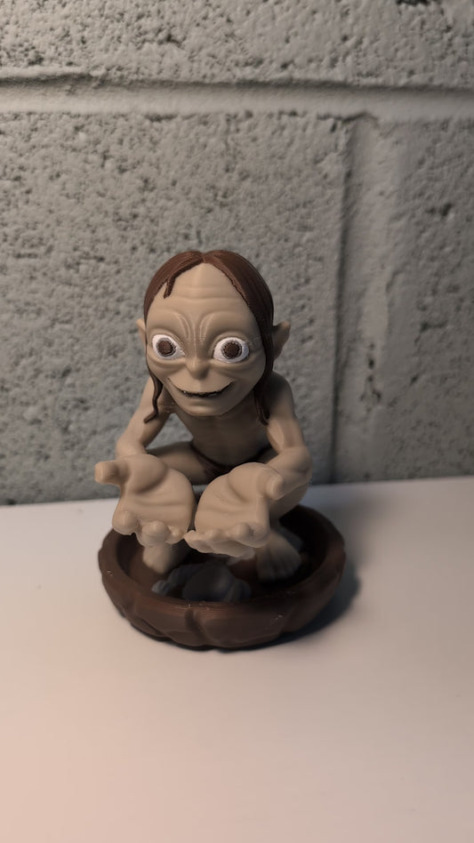 Precious Ring Holder